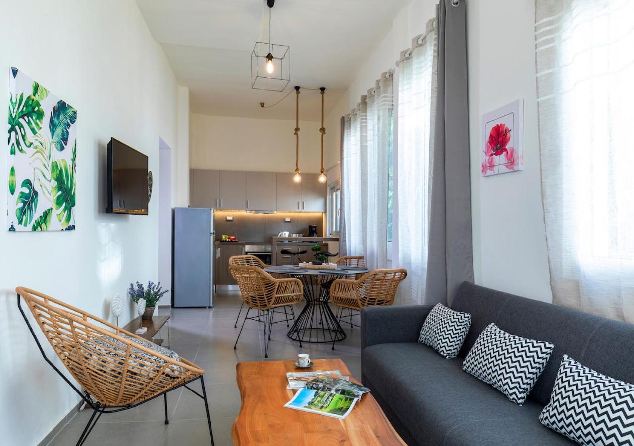 Rose Central Master Bedroom Apartment Rhodes City Екстер'єр фото